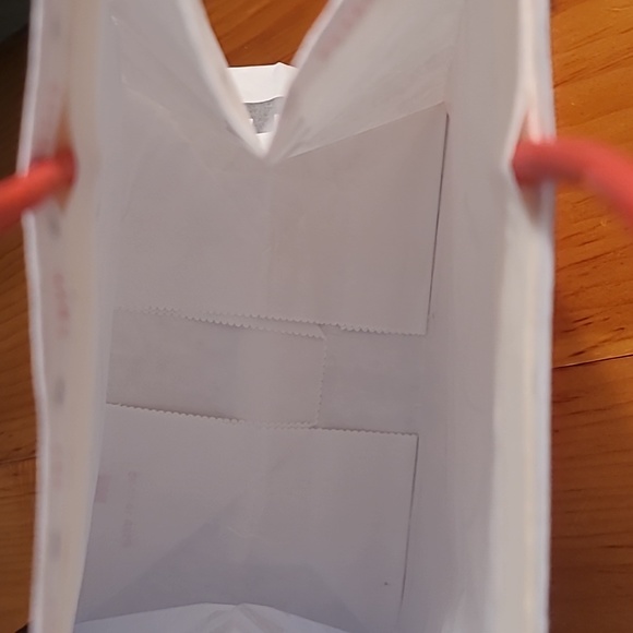 Eaton's Christmas Dreams paper bag - Picture 5 of 7